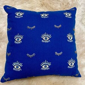 Anthropologie evil eye throw pillow. NWT. 🧿🪬